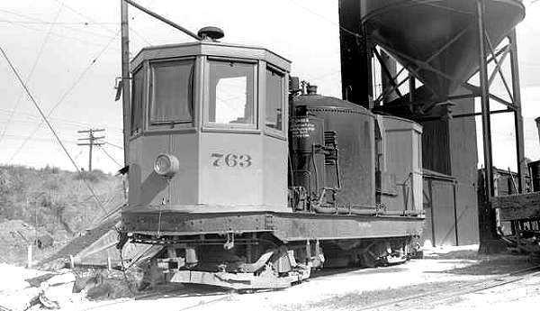 usr_m_den_work_763_alamedayard_1950_dt158_dpl.jpg