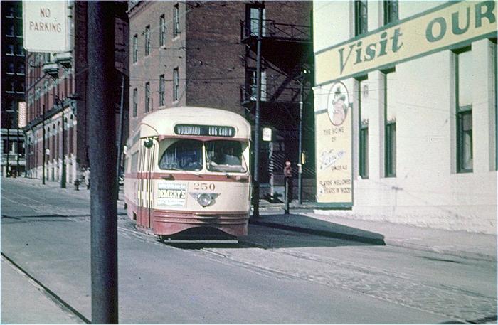 usr_m_det_pcc_250_woodwarddetroitriver_jtja_003.jpg