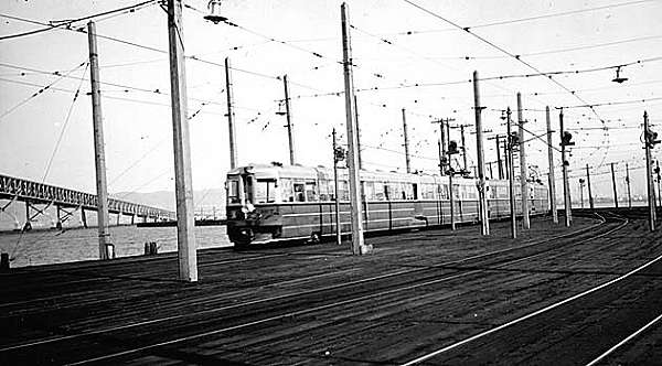 usr_m_eastbay_key_bridge_xxx_keysystempier_ns_148.jpg