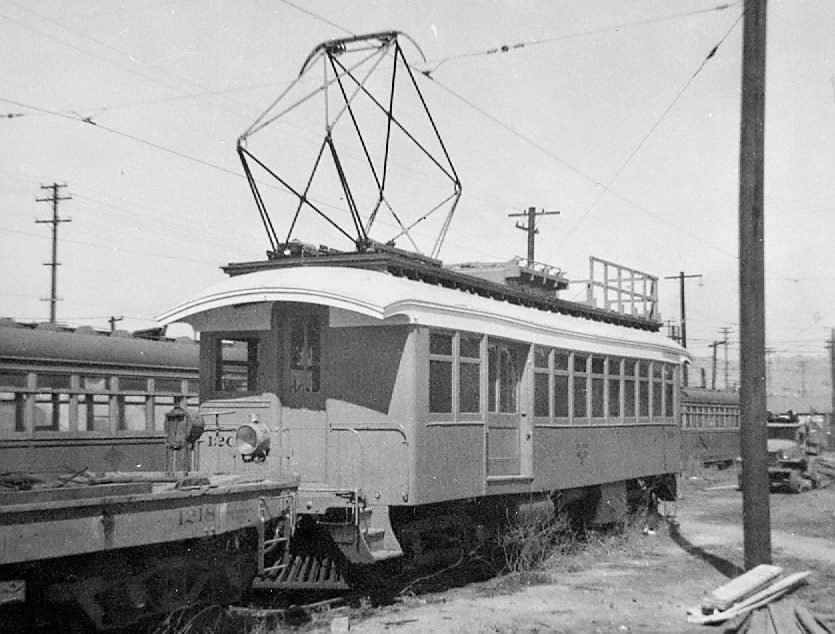 usr_m_eastbay_key_misc_linecar1201_114.jpg