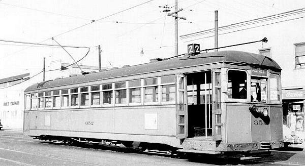 usr_m_eastbay_stcr_352_route2_bv_oak23.jpg