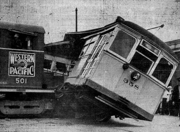 usr_m_eastbay_stcr_358_wp501accident_ns_088.jpg