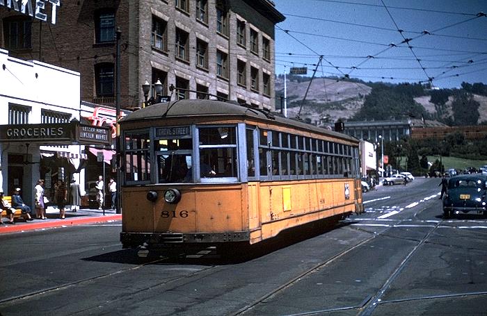 usr_m_eastbay_stcr_816_universityshattuck_19470811_jt_002.jpg