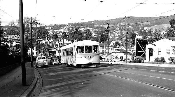 usr_m_eastbay_stcr_959_macarthurexcelsior_jsns_075.jpg