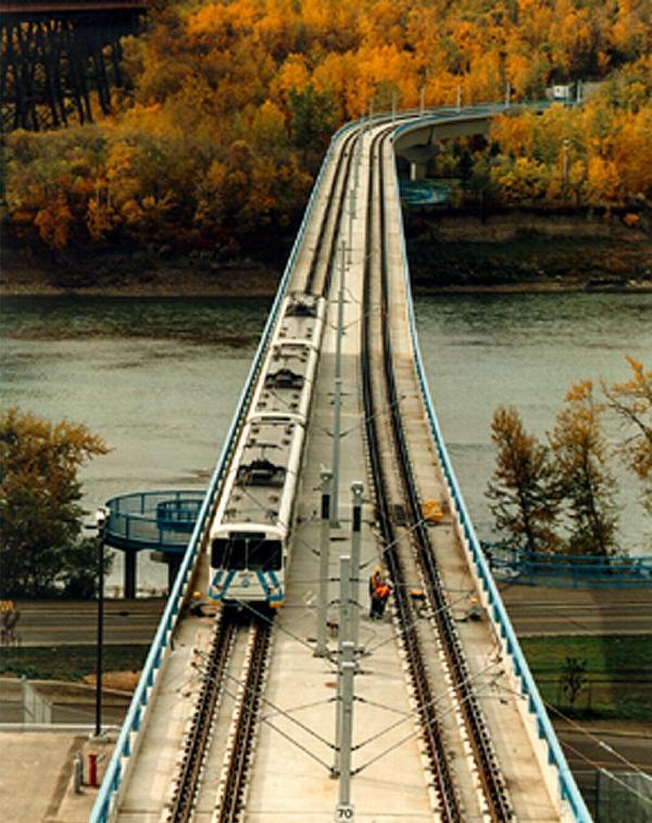 cnr_m_edm_lrv_10xx_et02.jpg