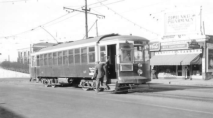cnr_m_edm_stcr_45_ss_emr07.jpg