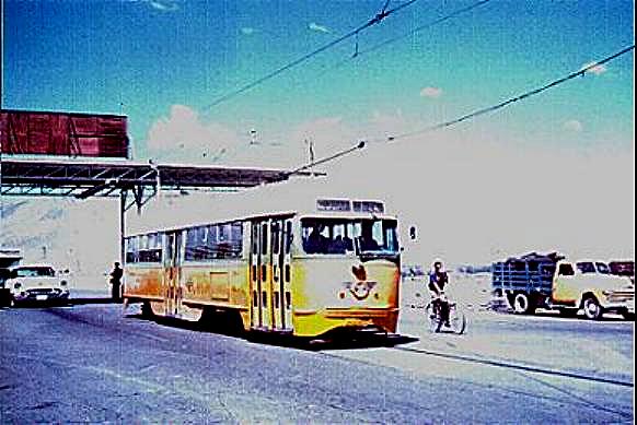 usr_m_elp_pcc_087_internationalbridge_005.jpg