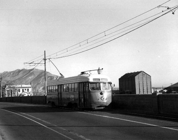 usr_m_elp_pcc_088_internationalbridge_007.jpg