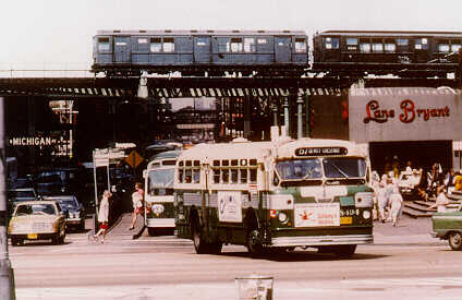 usr_m_goofy_whatif_chi_3rdaveelchicago_bm_005.jpg