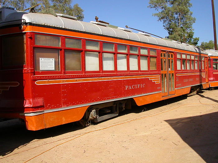 usr_m_museum_orangeempire_pe716_20040807_fh_hicks328.jpg