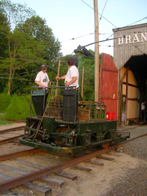 usr_m_museum_shoreline_mtlshunter_20040517_fh_hicks272.jpg