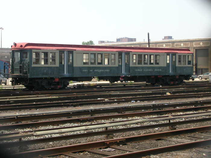 usr_m_phl_broadst_1_fernrock_20030626_fh_hicks163.jpg