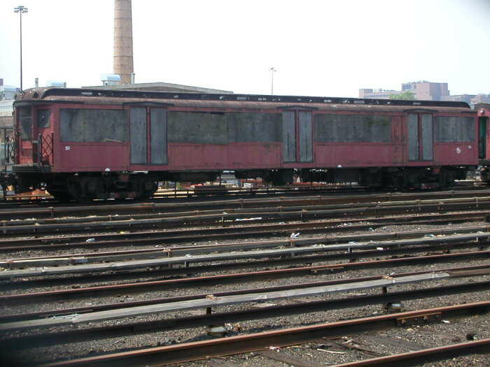 usr_m_phl_broadst_51_fernrock_20030626_fh_hicks166.jpg
