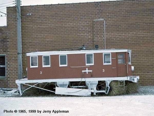 usr_m_iatr_003_sweeper_warehousesiding_196512_japp_079.jpg