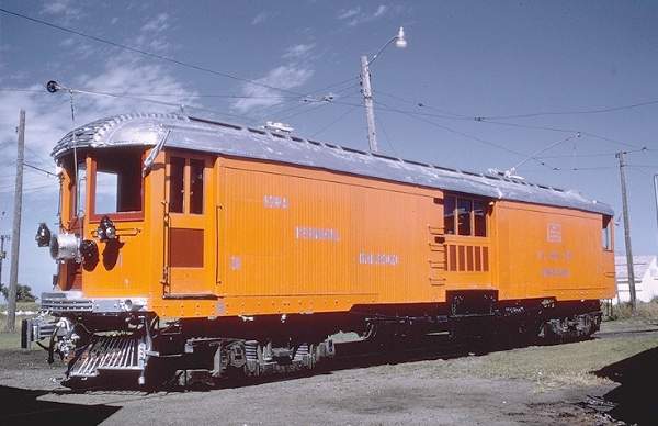usr_m_iatr_031_emeryshops_19650828_jt_108.jpg