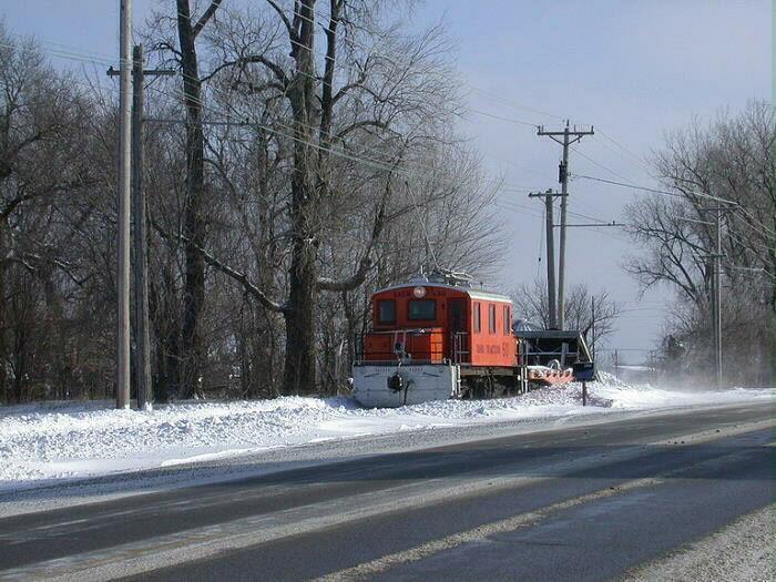 usr_m_iatr_050_fightingsnow_dj_223.jpg