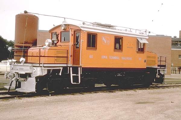 usr_m_iatr_060_emeryshops_19700805_jt_112.jpg