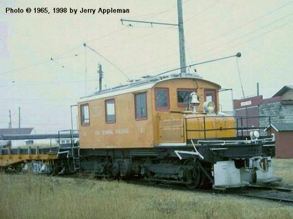 usr_m_iatr_061_emeryshops_196512_japp_050.jpg