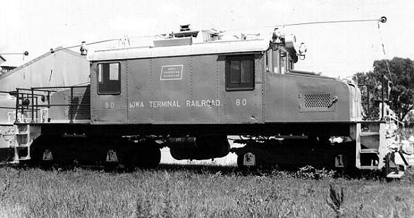 usr_m_iatr_080_emery_196512_bv_075.jpg