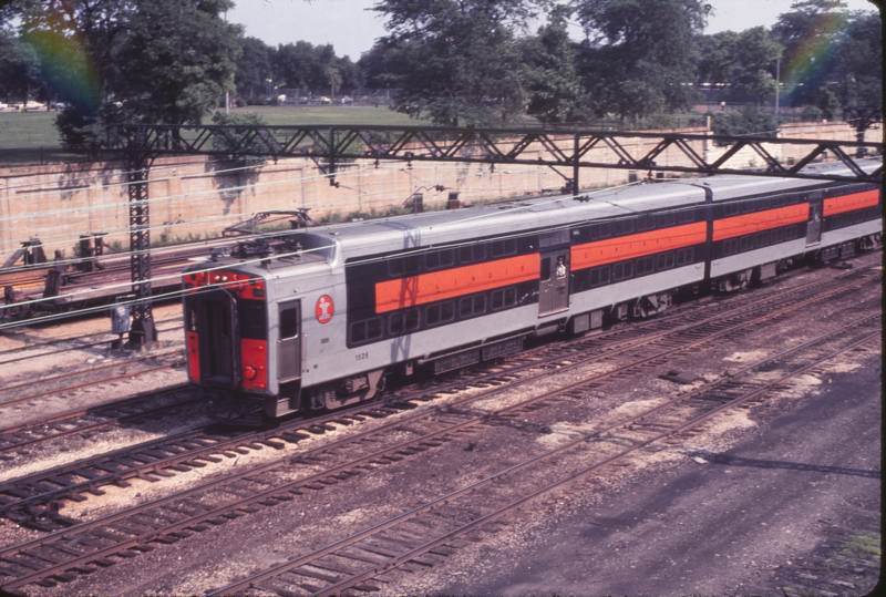 usr_m_ic_hl_1528_197505_241.jpg