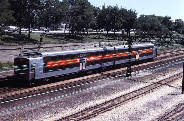 usr_m_ic_hl_1534_1607_rooseveltroad_19810710_ss_161.jpg
