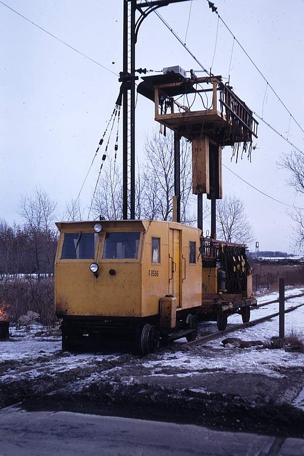 usr_m_ic_misc_work_f8586_washingtonparkline_19710120_ss_141.jpg
