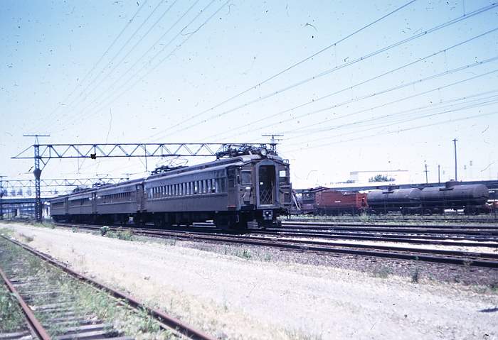 usr_m_ic_ps_1129_1394_1134_1372_27thstreet_19670715_ss_200.jpg