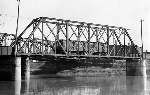 usr_m_irr_xxx_bridge_bv_irr04.jpg