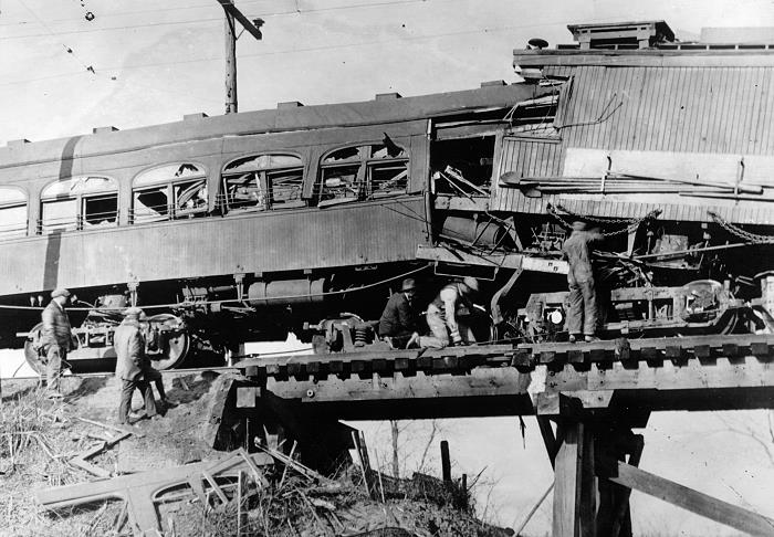 usr_m_it_1513_0250_carlinvillewreck_19250320_bv_307.jpg