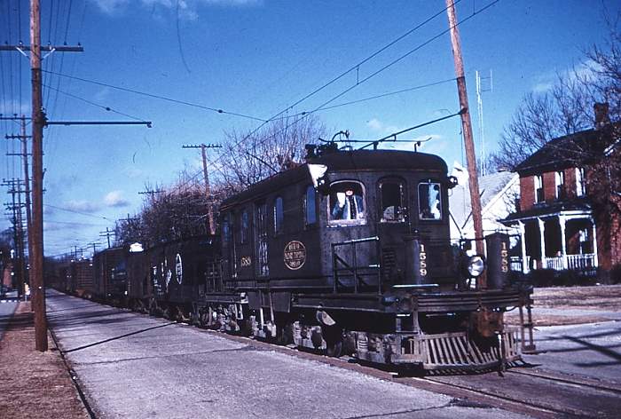 usr_m_it_frt_1589_jeffersonstmorton_19521127_ss_342.jpg