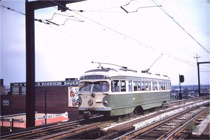 usr_m_it_pcc_450_nmarketstlouis_195608_jt_165.jpg