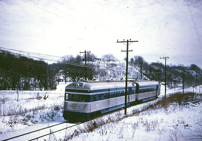 usr_m_it_streamliner_300_330_logcabin_19550130_ss_372.jpg