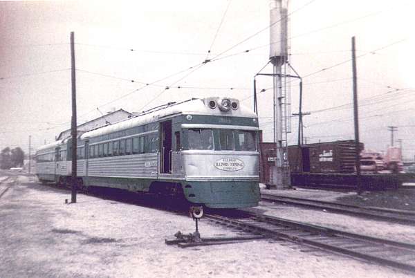 usr_m_it_streamliner_301_granitecityyard_1953_kehar_212.jpg