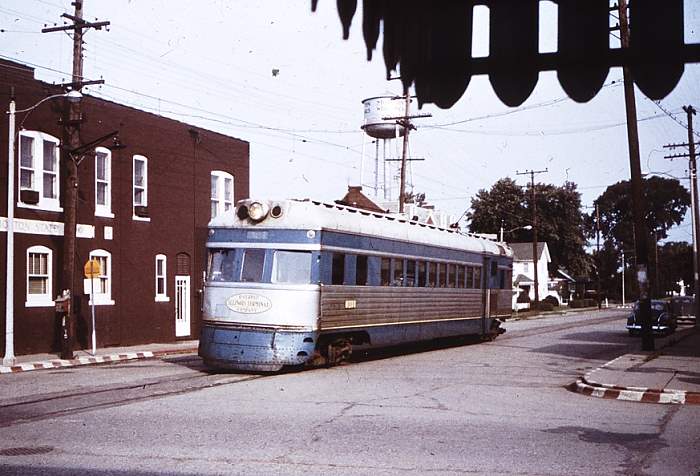 usr_m_it_streamliner_301_wwashington_morton_19550605_ss_382.jpg