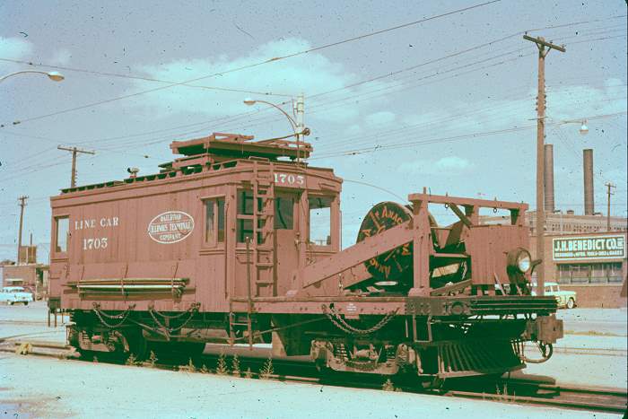 usr_m_it_work_1705_linecar_eastpeoria_frdev_332.jpg