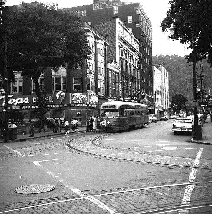 usr_m_jst_pcc_0019_marketmainsb_bveh_223.jpg