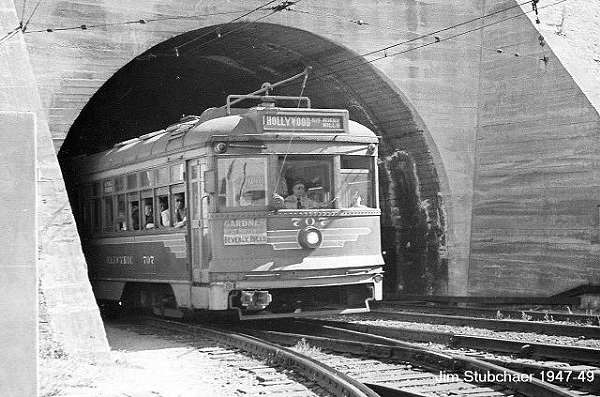 usr_m_lax+pe_0707_subway+portal_jimstub_pe527.jpg
