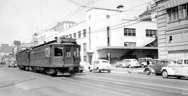 usr_m_lax+pe_0965_hill+11th_bv_pe214.jpg