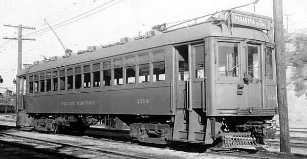 usr_m_lax+pe_1119_macystyard_bv_pe248.jpg