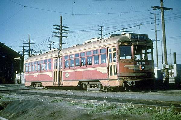 usr_m_lax+pe_1815_wattscarhouse_joet_pe437.jpg