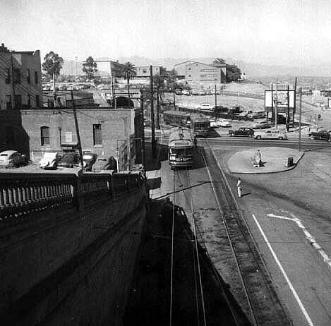usr_m_lax+pe_5094_sunsettunnel+sb_lawrencyveysey_pe304.jpg