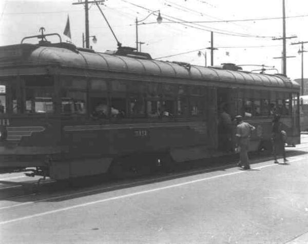 usr_m_lax+pe_5111_watts_1955_dmewh_pe017.jpg