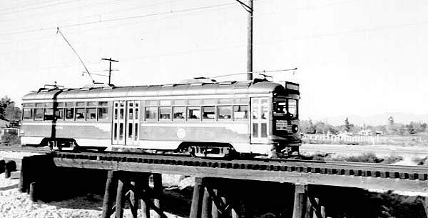 usr_m_lax+pe_5159_kestertrestle_19511221_bv+ampayne_pe321.jpg
