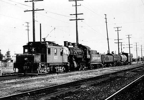usr_m_lax+pe_frt'1631_huntingtonpark_bv_pe136.jpg