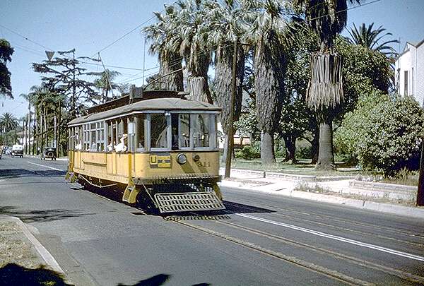 usr_m_laxhist_0311_uline_bmjt_027.jpg