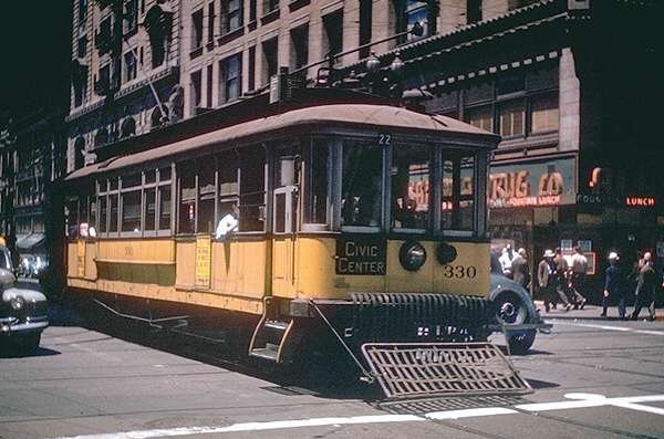 usr_m_laxhist_0330_flinedowntown_194701_khbmjt_032.jpg