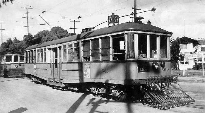 usr_m_laxhist_0560_oline_ss_290.jpg