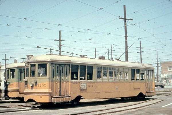 usr_m_laxhist_1232_div5carhosue_jt_119.jpg