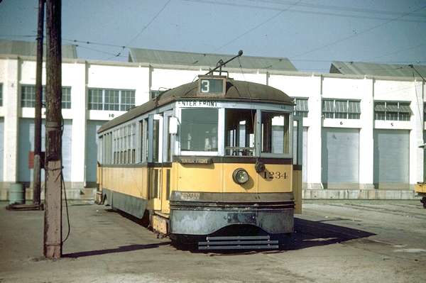 usr_m_laxhist_1234_southparkshops_19461013_bmjt_120.jpg
