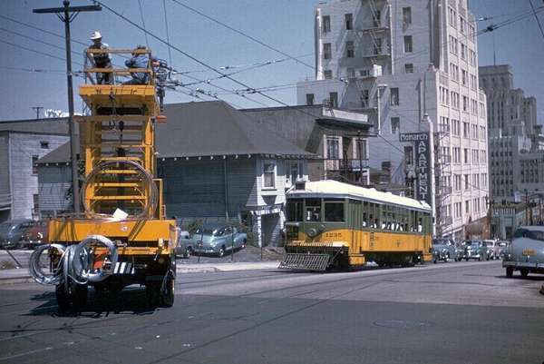 usr_m_laxhist_1235_19470730_bmjt_124.jpg